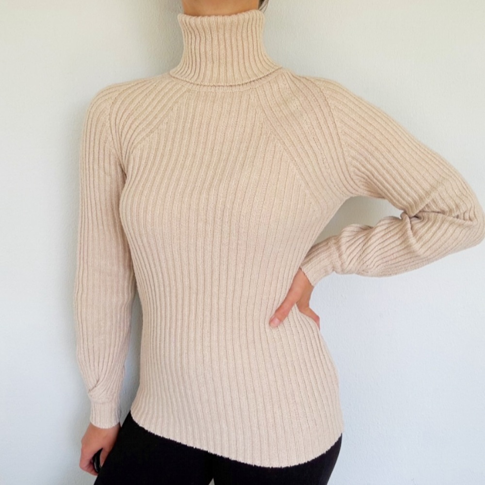 Beige nude ribbed knit heavy turtleneck sweater size medium